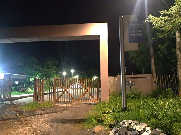 Parque onde crime aconteceu (Foto: Iury Demuner/TV Tribuna/SBT)