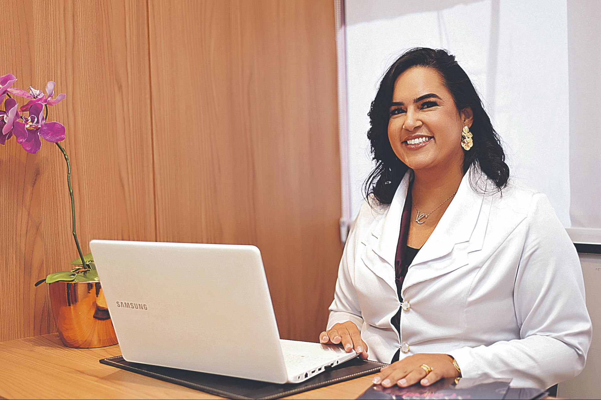 Vanessa Cabral alerta para que além de tratar, os cuidados em quem tem melasma devem ser contínuos