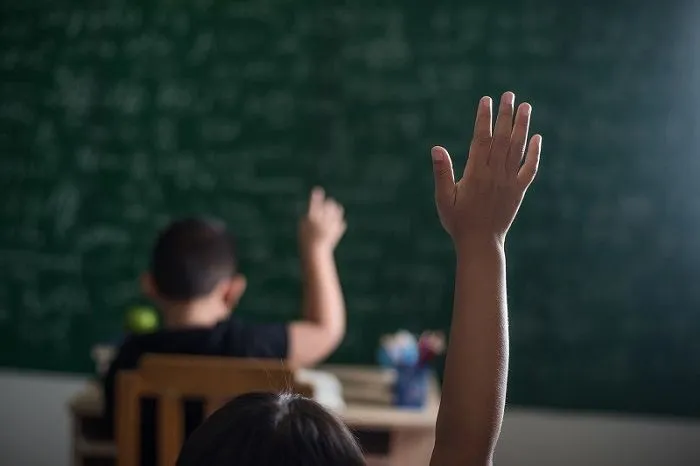 Imagem ilustrativa da imagem Serra retoma aulas presenciais nas escolas a partir do dia 25