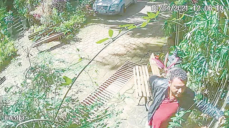 Imagem ilustrativa da imagem Câmeras mostram ação de acusado de matar casal em sítio em Santa Leopoldina