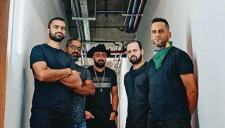 Imagem ilustrativa da imagem LIV em versão eletrônica gospel