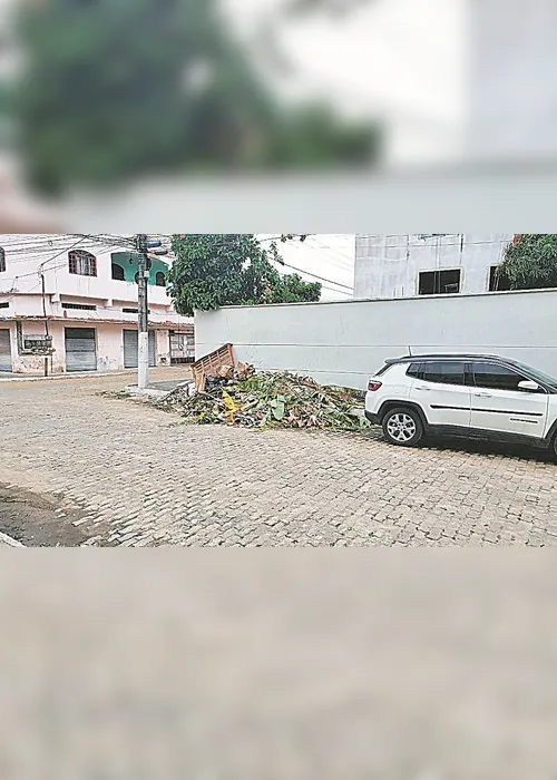 
          Imagem ilustrativa da imagem Motoristas cometem infração
          