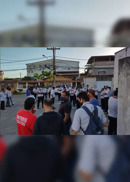 
          Imagem ilustrativa da imagem Rodoviários se manifestam por falta de pagamento e ameaçam greve em Guarapari
          
