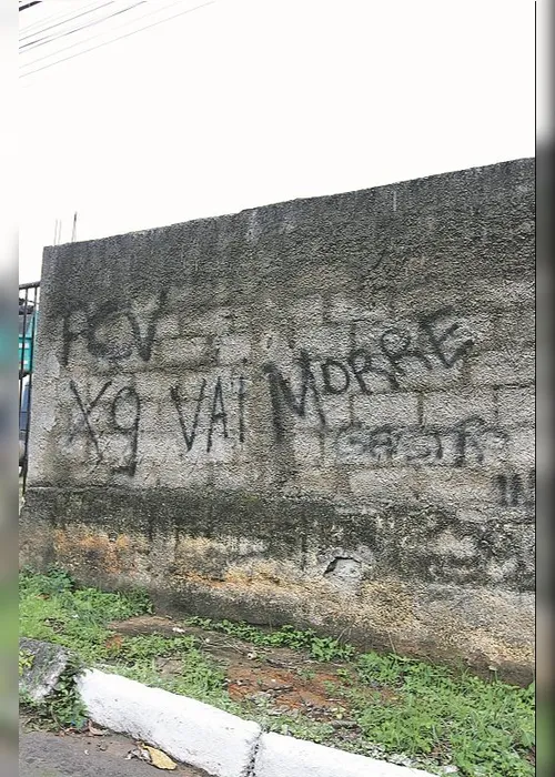 
          Imagem ilustrativa da imagem Ameaças em muro assustam
          