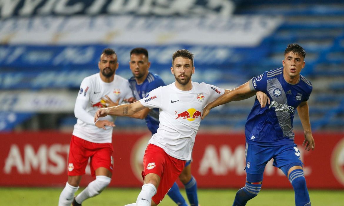 Bragantino apaga no segundo tempo e perde do Emelec (Foto: Ari Ferreira/ Red Bull Bragantino/ Divulgação)
