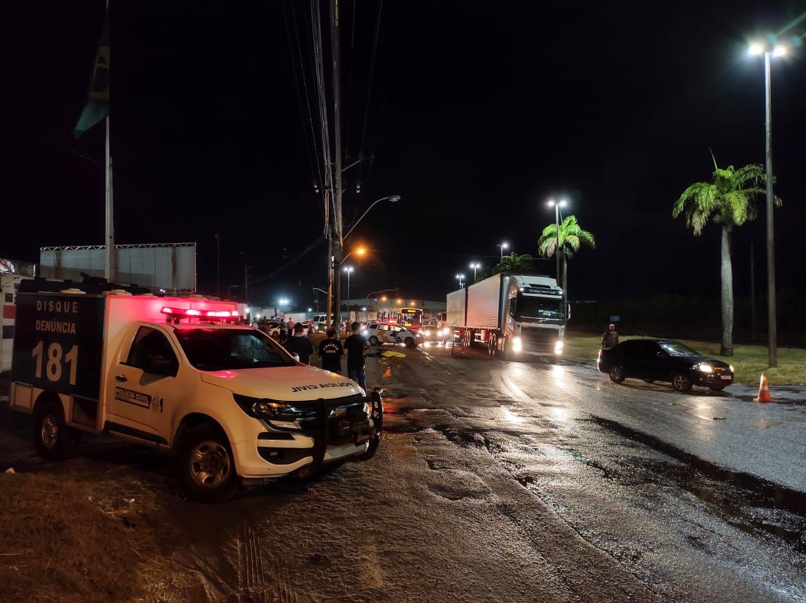 Caminhoneiro estava voltando para casa de bicicleta quando o acidente aconteceu (Foto: Diego Gama/ TV Tribuna)