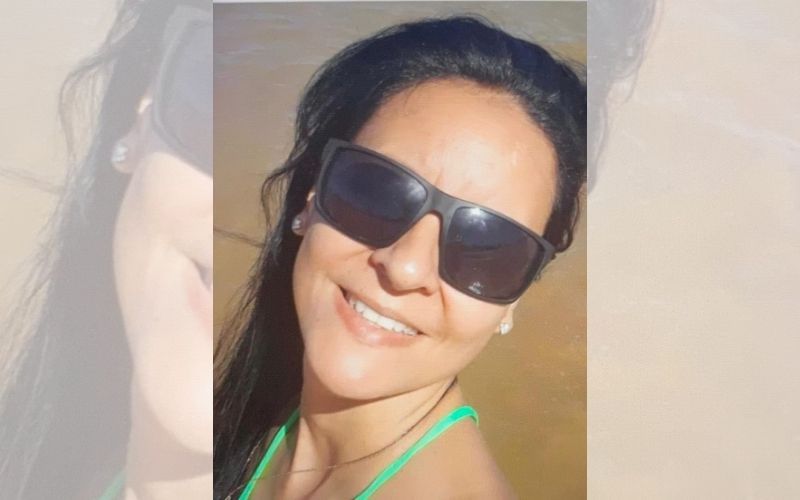 A professora Kátia Matos da Silva Pereira, de 49 anos, foi enterrada nesta segunda-feira (12) no Jardim da Paz, na Serra (Foto: Acervo Pessoal)