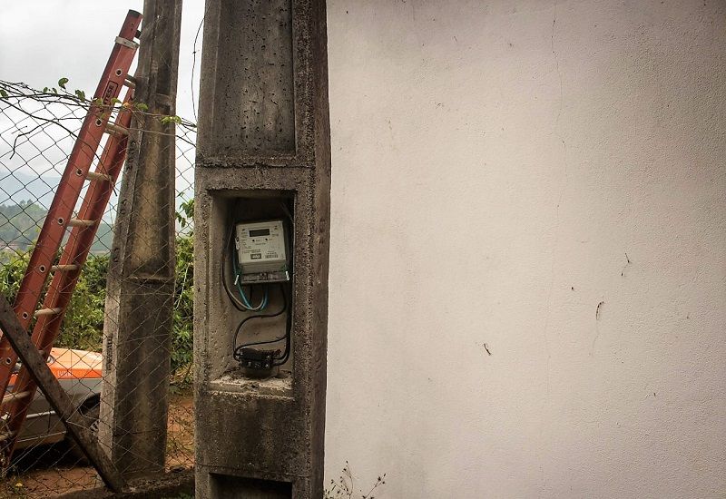 O ato criminoso causou prejuízos e deixou a cidade sem sinal de internet, rádio e televisão (Foto: Prefeitura de Ibatiba)