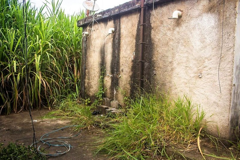 O ato criminoso causou prejuízos e deixou a cidade sem sinal de internet, rádio e televisão (Foto: Prefeitura de Ibatiba)