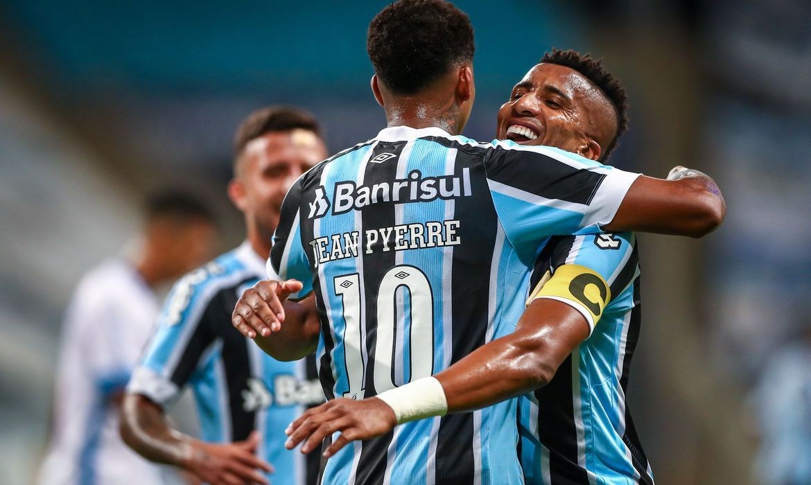 Elenco do Grêmio (Foto: Lucas Uebel/ Grêmio/ Divulgação)