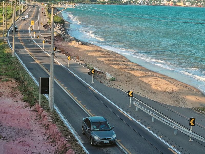Obra contra erosão estão mais perto de começar na praia de Meaípe (Foto: Roberta Bourguignon)