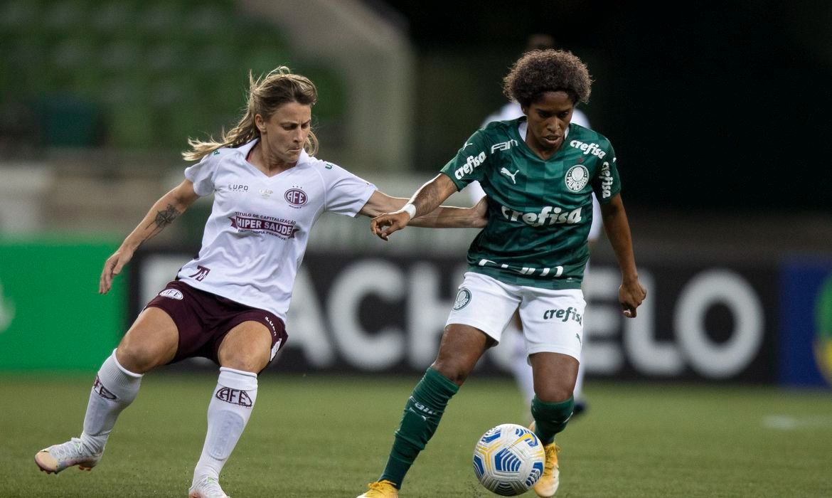 Palmeiras e Ferroviária empatam na estreia do Brasileiro Feminino (Foto: Lucas Figueiredo/ CBF)