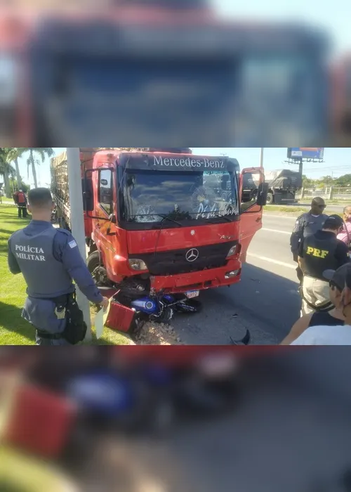 Imagem ilustrativa da imagem Motociclista que morreu em acidente com caminhão na Serra tinha 21 anos