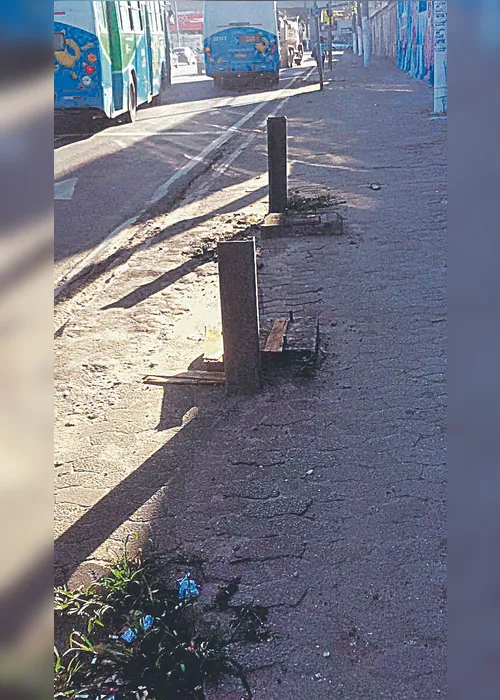 
          Imagem ilustrativa da imagem Poeira invade condomínio
          