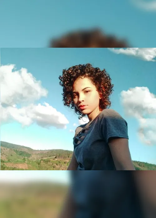 Imagem ilustrativa da imagem Família oferece R$ 10 mil para quem encontrar jovem desaparecida em Vila Velha
