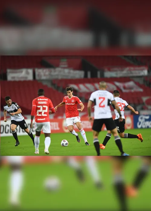 Imagem ilustrativa da imagem Com golaços, Inter massacra Olimpia e alcança sua maior goleada na Libertadores