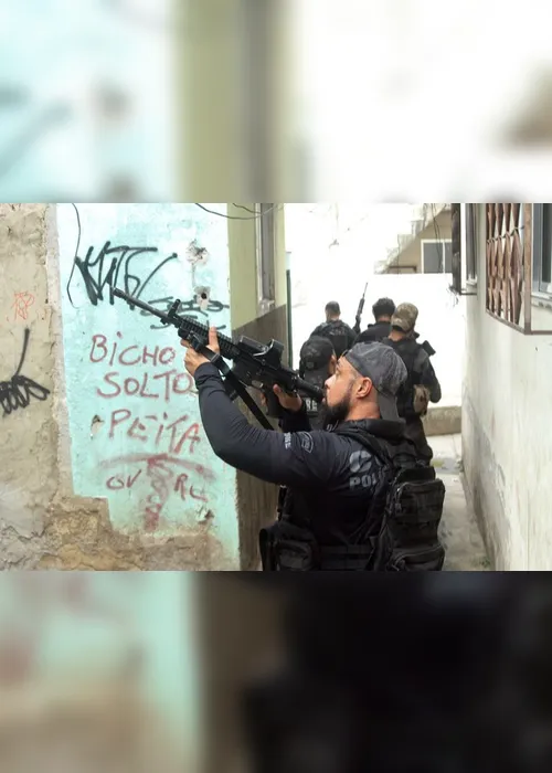 Imagem ilustrativa da imagem Rio quer comprar 22 mil câmeras para usar nos uniformes de policiais