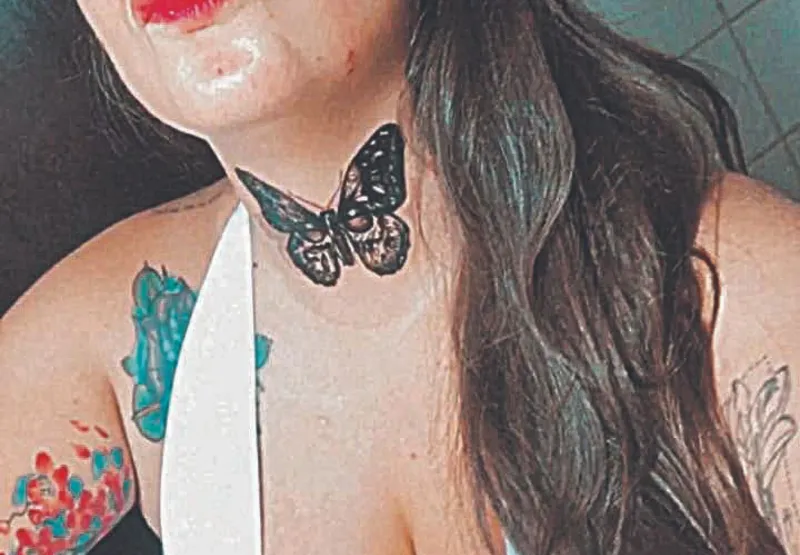 Ana Carolina Mainente tatuou a borboleta na pele