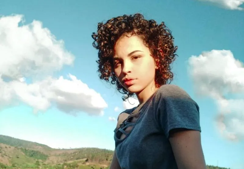 A jovem atendente Bianca Soprani Lopes Ribeiro, de 18 anos, desapareceu após sair de casa na  noite da última segunda-feira (03)