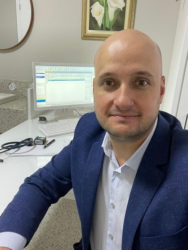 Adenilton Rampinelli, médico intensivista (Foto: Divulgação)