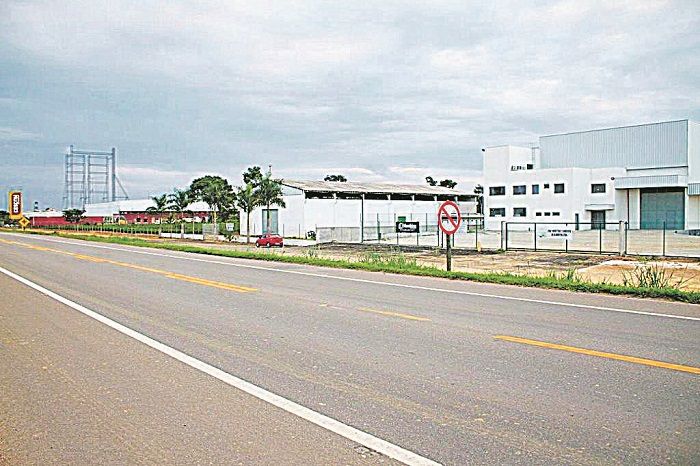 Local onde será a nova fábrica de sorvete na região Norte do Estado: obras começam em julho, com 50 empregos (Foto: Felipe Reis)