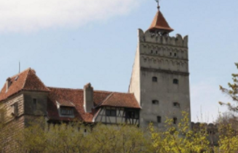 Castelo do Drácula atrai visitantes com doses de vacina contra a covid-19. (Foto: Getty Images)