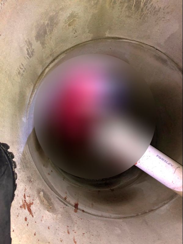 Corpo foi encontrado dentro do poço (Foto: Divulgação)