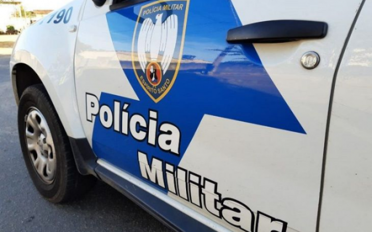 Criminosos fazem reféns durante assalto e um acaba baleado pela polícia (Foto: Polícia Militar)