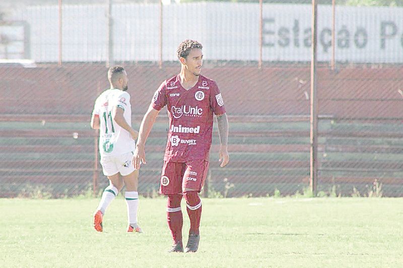 Henrique Ramos durante o primeiro jogo das quartas de final do Capixabão contra o Rio Branco VN (Foto: Ricardo Miquimba)