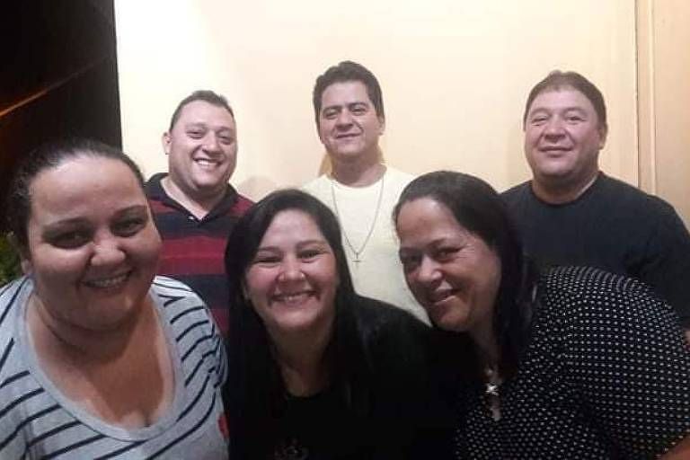 Da esquerda para a direita, acima: João Ercio, José Joarez e Antônio. Abaixo: Rosimara, Lucimara (única sobrevivente) e Zelirde (Foto: Reprodução/Redes Sociais)