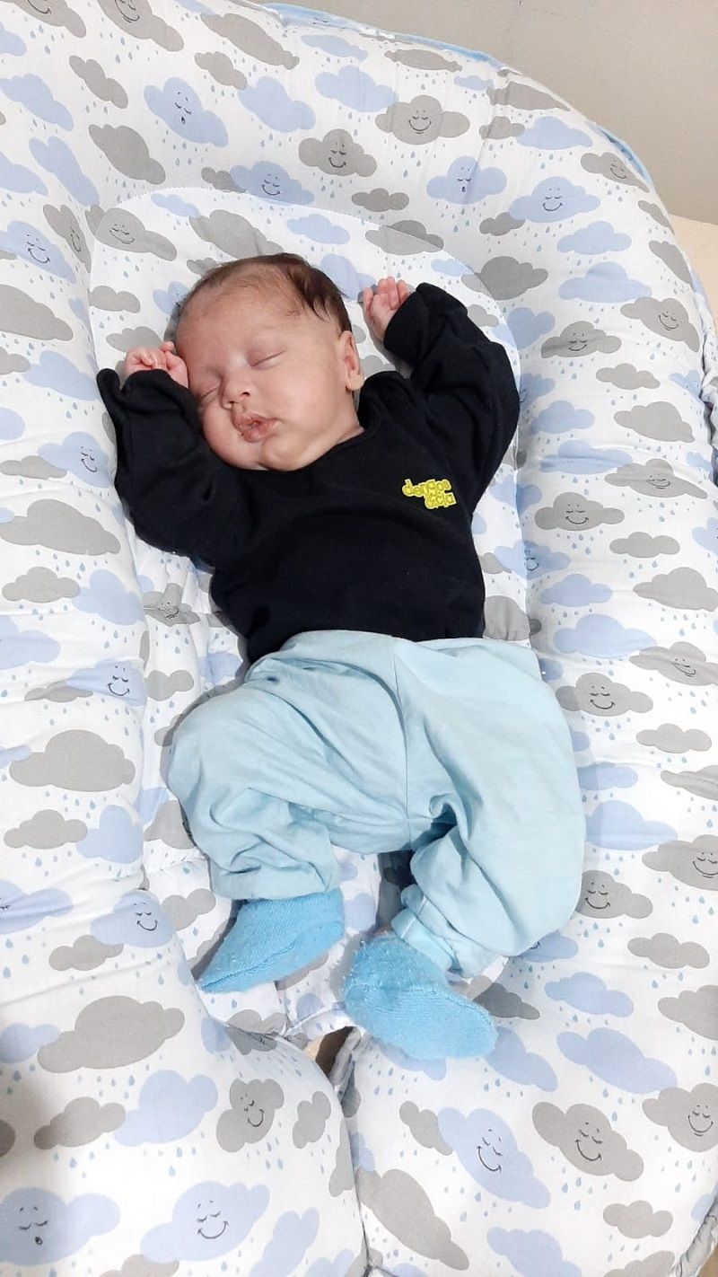 O pequeno João Miguel, já em casa (Foto: Elisa Rangel)