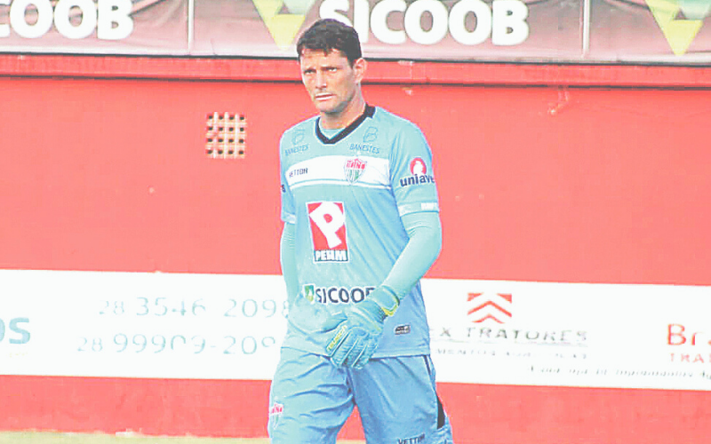 Giovani Perim, goleiro do Rio Branco de Venda Nova do Imigrante, prefere uma vitória no tempo normal, mas se diz pronto para encarar uma eventual disputa de pênaltis (Foto: Divulgação / Rio Branco VN)