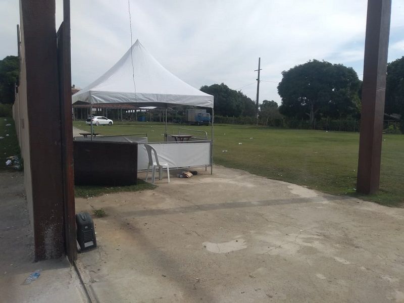 Três jovens são baleados em festa na Serra (Foto: Fábio Nunes)