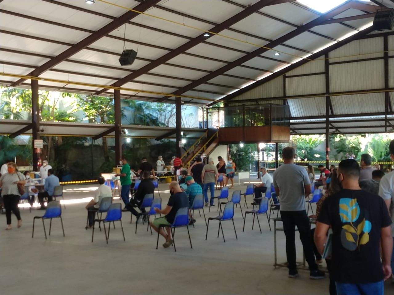 Vacinação contra a Covid-19 em Vitória (Foto: Tribuna Online)