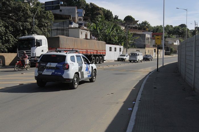 Rua onde jovem foi baleado (Foto: Leonardo Bicalho/AT)