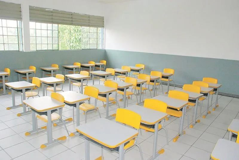 Imagem ilustrativa da imagem Alunos pioram em avaliação e Estado vai contratar professores para dar aulas de reforço
