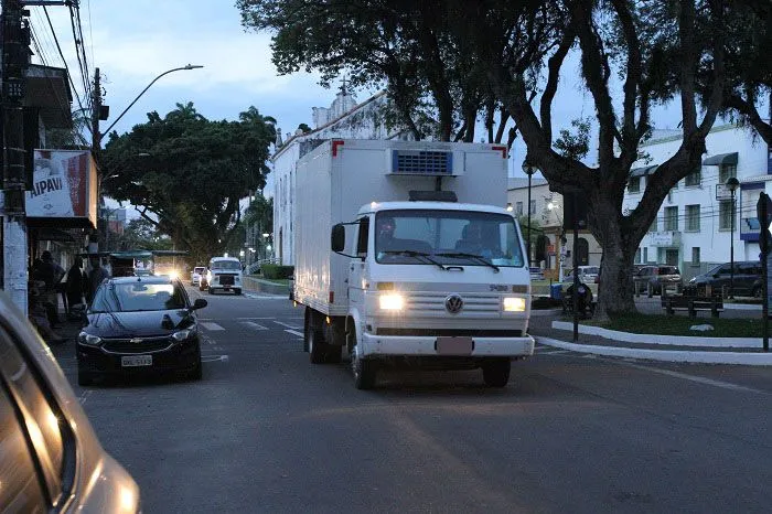 Imagem ilustrativa da imagem Tráfego de caminhões em Vila Velha revolta moradores na Prainha