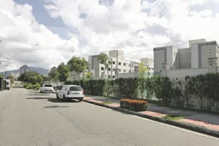 Imagem ilustrativa da imagem Área de lazer no escuro total