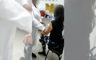 Imagem ilustrativa da imagem VÍDEO | Arquiteta denuncia falsa aplicação de vacina contra Covid em Vitória