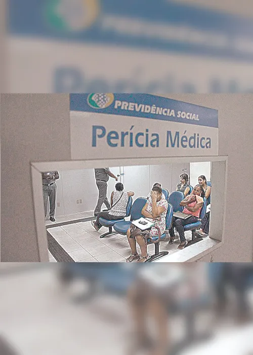 Imagem ilustrativa da imagem INSS investiga fraude e convoca 3.400 capixabas para explicar licença médica