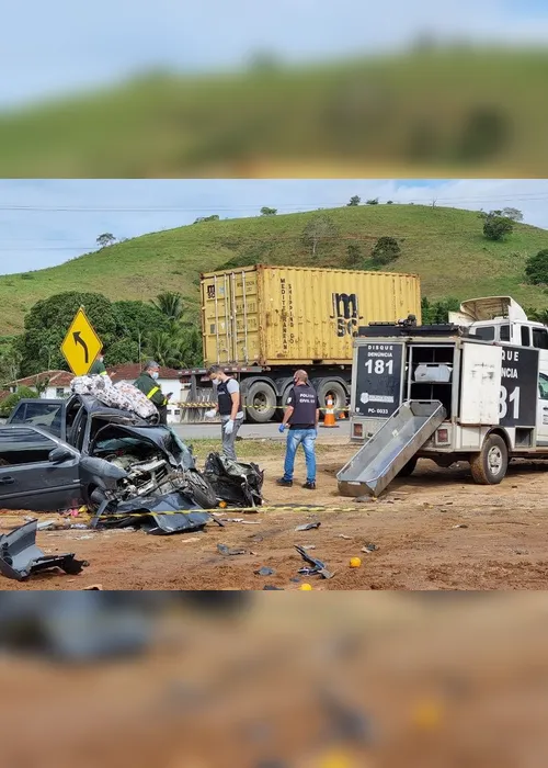 
          Imagem ilustrativa da imagem Turista morre em acidente com 4 veículos após fim de semana em Guarapari
          