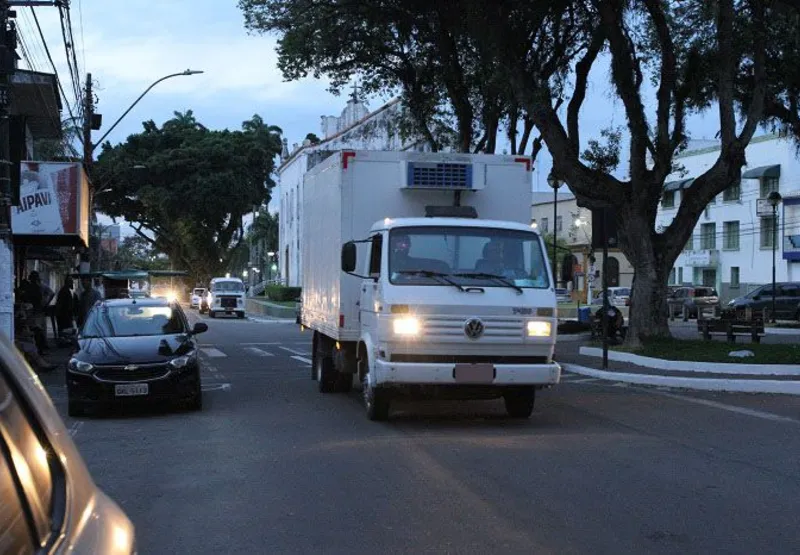 Moradores reclamam do tráfego de caminhões  no Sítio Histórico da Prainha