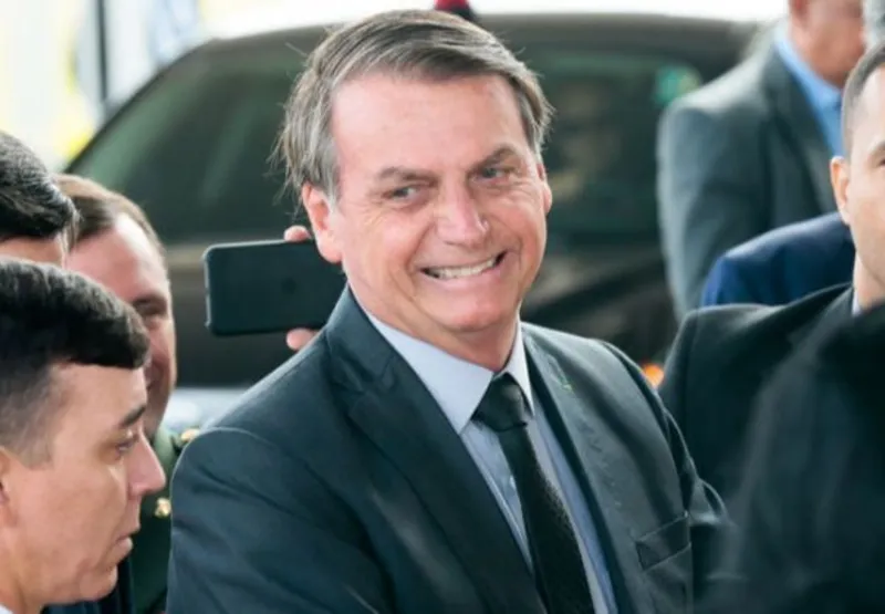 Senadores pedem ao STF para que Bolsonaro seja processado por prevaricação
