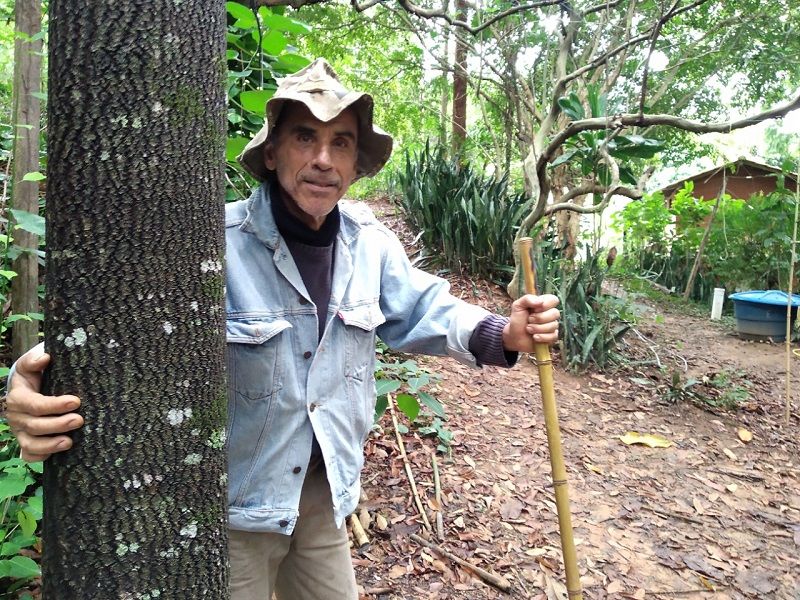 Newton preserva a mata há 3 décadas (Foto: Reprodução/Acervo Pessoal)