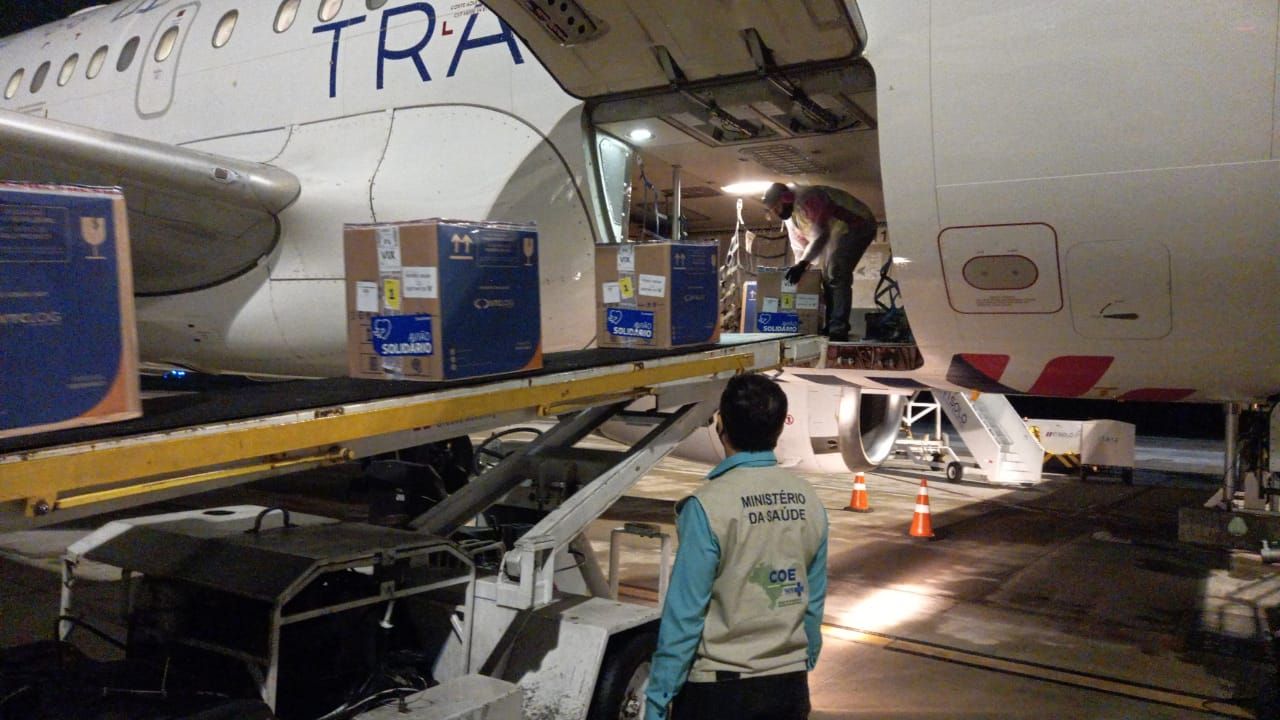 Chegada das doses da vacina da Pfizer (Foto: Divulgação/ Sesa)