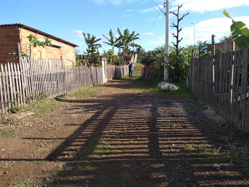 Local onde filho foi baleado pelo pai em Jardim América, Cariacica. (Foto: Fábio Nunes/AT)