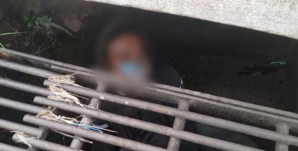 Homem foi encontrado por policiais em bueiro (Foto: Acervo pessoal)