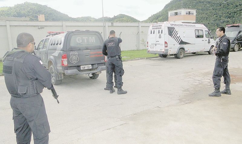 Inspetores Penitenciários: trabalho em presídios tem jornada de 40h semanais ou escala de 12h por 36h (Foto: Sejus - 29/05/2017)