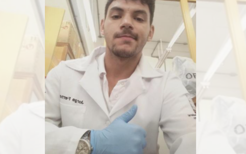 Médico preso em ala de Covid acusado de matar tio a facadas (Foto: Reprodução/ Linkedin)