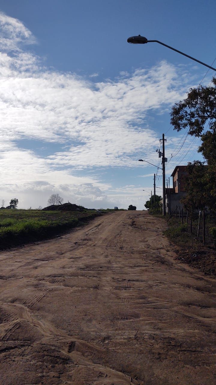 Motoboy foi morto na Praia de Capuba (Foto: Taynara Nascimento)